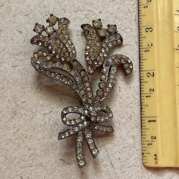 Vintage Rhinestone Tulip Flower Bow Brooch Silver Tone Old Pot Metal 30’s-40’s - Picture 8 of 9
